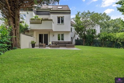 Rarität in Sieverings Bestlage! Top renoviertes, großzügiges Familiendomizil mit großem Garten &amp; 7 Zimmern