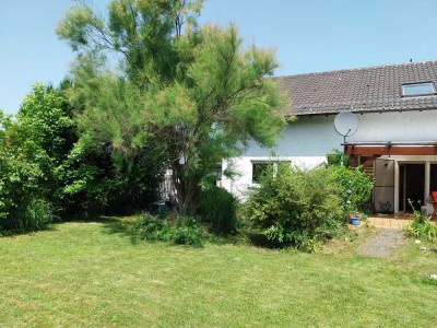 Freistehendes Einfamilienhaus in Mommenheim mit Einliegerwohnung