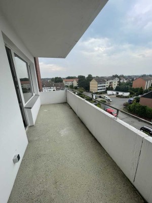 Wohnen in Garbsen! Geräumige 3 Zimmer Wohnung mit Balkon