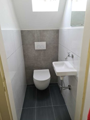 4 Zimmer Dachgeschosswohnung mit Balkon in Selbitz