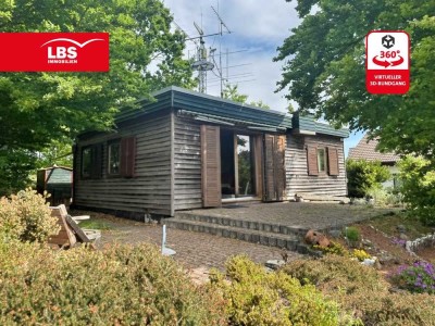 Ferienhaus mit traumhafter Aussicht und zusätzlichem Grundstück...