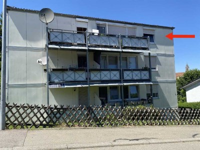 Solide 3-Zimmer-Wohnung mit Balkon und Stellplatz