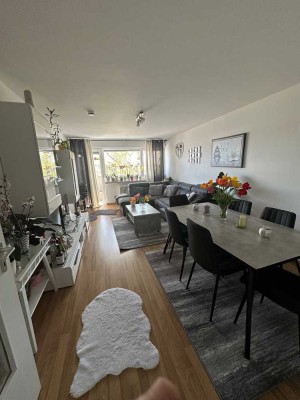 Gepflegtes zuhause mit Charme 3 Zimmer Wohnung mit  Loggia