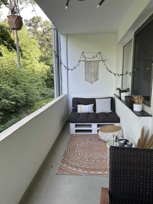 Stilvolle 2-Raum-Wohnung mit EBK in der Waldstadt