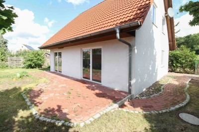 Baujahr 2001! Einfamilienhaus wartet auf Ihre Renovierung in Sehnde