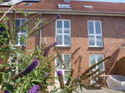 großes, komplett renoviertes Reihenmittelhaus in Lambrechtshagen ohne Courtage