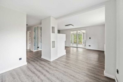 Zweifamilienhaus, sehr schön modernisiert,  mit vielen Extras