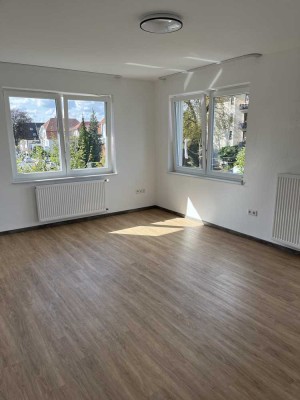 Stilvolle 2-Zimmer-Wohnung mit Balkon und Einbauküche in Bad Salzuflen