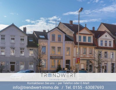 Mehrfamilienhaus mit zwei Wohneinheiten und vermieteter Einliegerwohnung