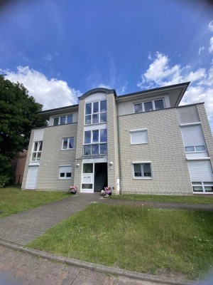 Stilvolle, vollständig renovierte 3-Zimmer-Wohnung mit Balkon in Verden