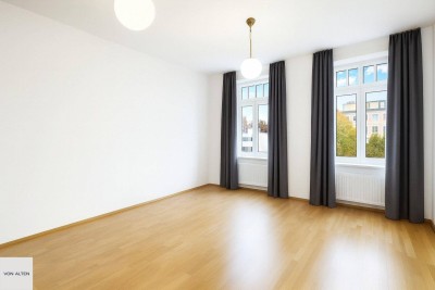 Sanierte Altbauwohnung mit Lift, Parkblick und guter Verkehrsanbindung