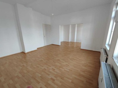 Ansprechende 5-Zimmer-Wohnung in Sonneberg