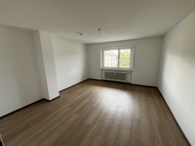 Helle 4-Zimmer-Wohnung mit Balkon im 3. OG in Teningen