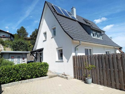 Sonnig gelegenes Einfamilienhaus mit Weitblick