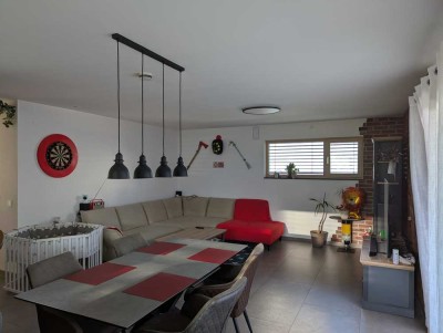 Moderne EG-Wohnung mit EBK und Garten in Zweifamilienhaus in Baar-Ebenhausen