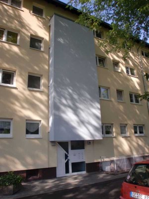 frisch renovierte 3,5-Zimmer-Wohnung mit Balkon