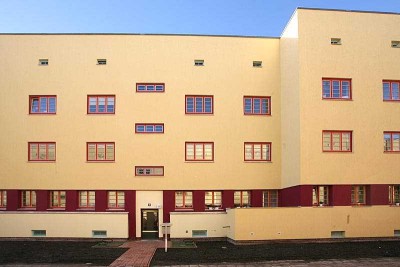 ! Wohnen in der Beimssiedlung - sanierte 2 Raum mit Balkon und Dusche !
