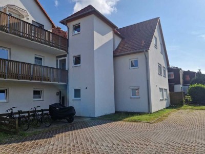 Schöne helle 2-Zimmer-Wohnung mit Balkon und Einbauküche in Königslutter am Elm