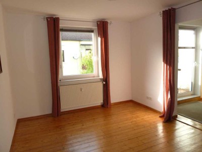 Charmante bezugsfertige 3 Zimmer-Wohnung in ruhiger, zentraler Lage - Bremen, Neustadt - RESERVIERT