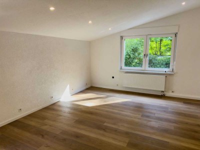 Modernisiertes Reihenendhaus mit Garage und vielseitig nutzbarem Souterrain in Köln-Höhenhaus