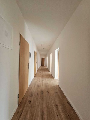 schicke teilsanierte 4 Raum mit Balkon