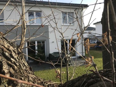 Sonnige Doppelhaushälfte in Thönse