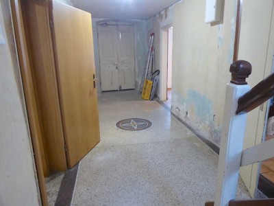 8 Zimmer Bauernhaus mit beeindruckender Scheune für Liebhaber historischer Bauweise