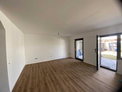 Lichtdurchflutete 3,5-Zi.Whg mit Garten, Terrasse & Stellplatz in ruhiger Lage von Oberhausen-Holten