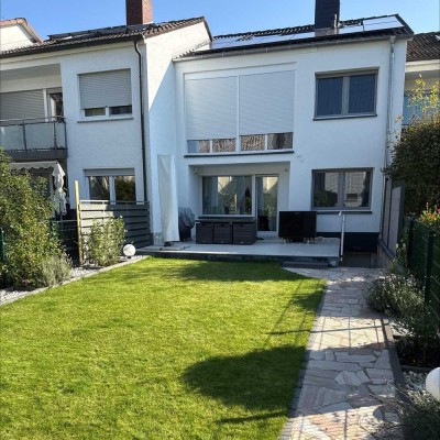 Stilvolles, hochwertig saniertes Reihenmittelhaus in Toplage zu verkaufen!!!