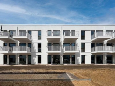 Exklusive 5-Zi.-Wohnung mit Parkett, FB-Heizung, 2 Bädern, EBK & 2 Balkone!!! Neubau-Erstbezug