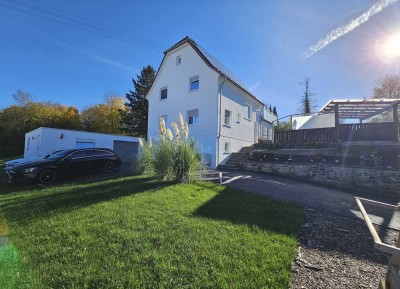 Energetisch saniertes und umfangreich modernisiertes Einfamilienhaus in Halbhöhenlage