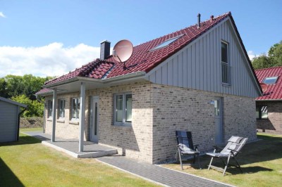 Großzügiges Ferienhaus in Strandlage