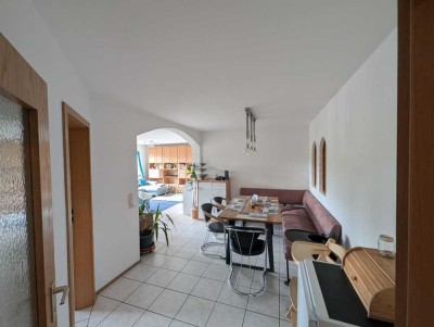 4-Zimmer-Wohnung mit Balkon und Einbauküche in Dettingen