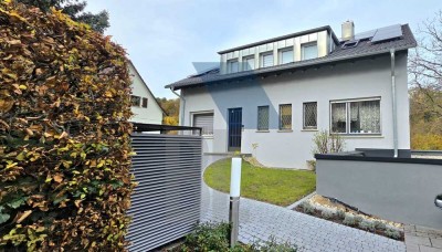 Wohnen mit Aussicht – charmante 2,5-Zimmer-Wohnung mit großem Balkon und Wohlfühlambiente