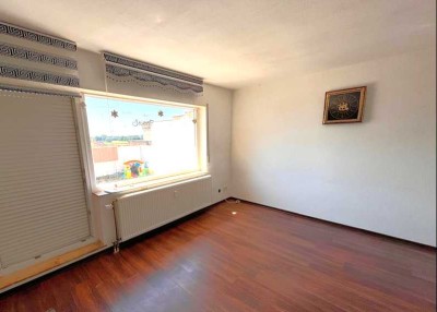 Großzügige 2,5-Zimmer-Wohnung mit zwei Terrassen – nur wenige Minuten vom Badesee entfernt! WE17