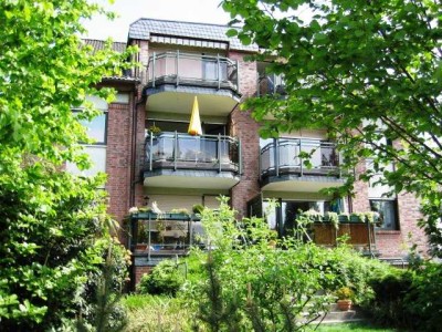 Ansprechende 3-Zimmer-Wohnung mit Balkon, Garten und PKW-Stellplätzen in Moers