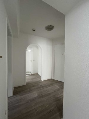 Erstbezug nach Sanierung: helle 3-Zimmer-Wohnung mit EBK und Balkon in Heilbronn