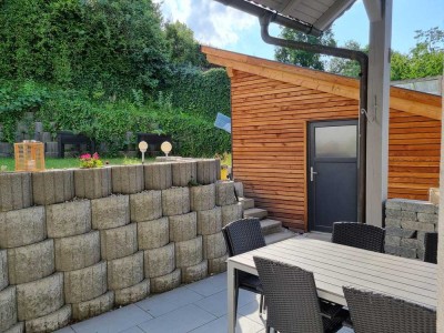 Ansprechende und sanierte 3,5-Zimmer-EG-Wohnung mit Terasse/Garten und EBK