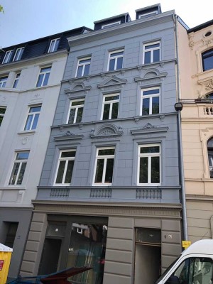 Erstbezug - kernsaniertes Denkmal in direkter Uninähe - möblierte 4 Zimmer Maisonettewohnung