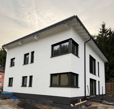 Erstbezug (Neubau) geräumige Wohnung in Bad Hönningen mit Terrasse/Garten