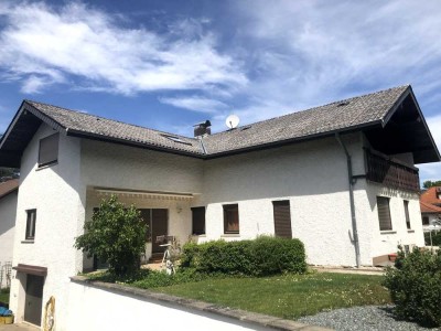 Geräumiges, preiswertes 1 - 2 Familienhaus in Zwingenberg