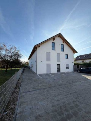 3-Zimmer-Wohnung mit Balkon zzgl. Stellplatz – top für Eigennutzung oder Anlage!