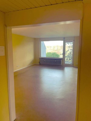 Bezugsfreie,  Geräumige, Barrierefreie 3-Zimmer Erdgeschosswohnung mit Balkon in Freiburg-Tiengen