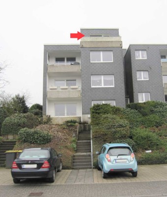 Modernisierte 2 Zimmerwohnung mit  Essdiele und Balkon