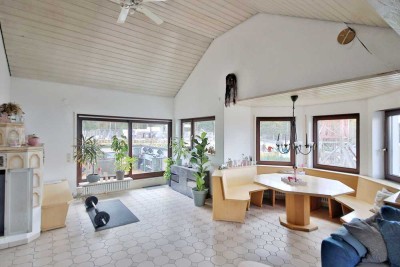 Exklusives Wohnambiente in Neuenbürg – Helle 3-Zimmer-Dachgeschosswohnung mit Balkon & Wellnessbad