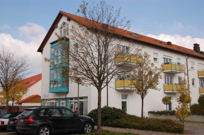 Kleine 4 Zimmer-Maisonette-Wohnung 2.OG+DG