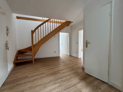 Top modern und frisch renoviert | 2,5 Zimmer Maisonette-Wohnung im Herzen von Groß-Umstadt