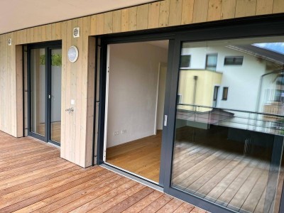 Moderne 2-Zimmer-Mietwohnung mit Tiefgaragenplatz, Lift und großem Balkon in Piesendorf