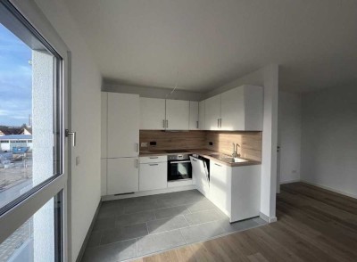 **Tolle, helle 2-Zimmer-Wohnung mit Balkon und Einbauküche in Nürnberg**