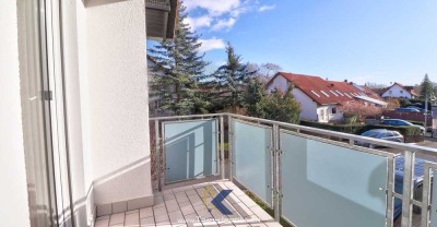 großzügige 4 Zi.-Whg. mit Balkon und PKW-Stellplatz in Lengefeld